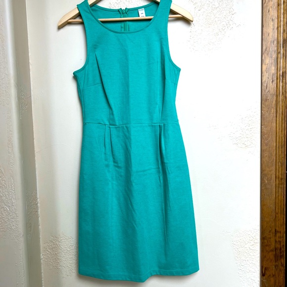 Old Navy Dreamy Green Dress - Picture 1 of 4